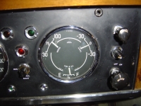  coolant gauge all working ok now - this was the reading when the 80degree thermostat opened up